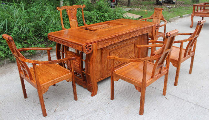 直接供应价格实惠的红木家具非洲黄花梨真龙茶台